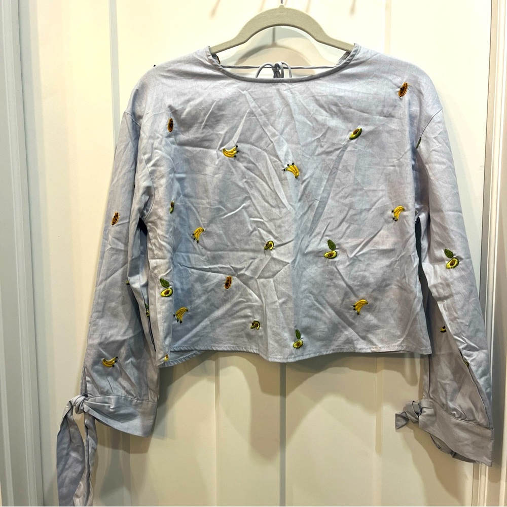 Zara Light Blue Multi-Color Avocado & Banana Tie Sleeve Cropped Top Size Small